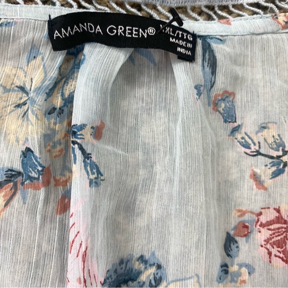 Woman’s Amanda Green floral semi sheer peasant top size XXL - Picture 2 of 4
